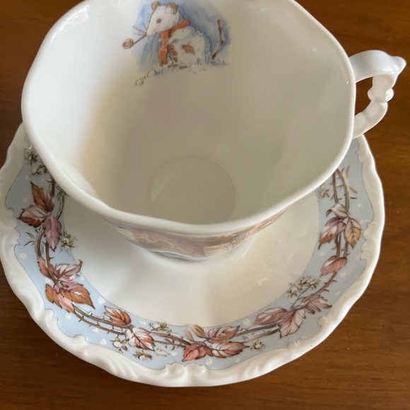 ROYAL DALTON “WINTER” CUP SAUCER THE BRAMBLY HEDGE COLLECTION MINT🐭🐁 🐾🌨️ - Picture 5 of 13